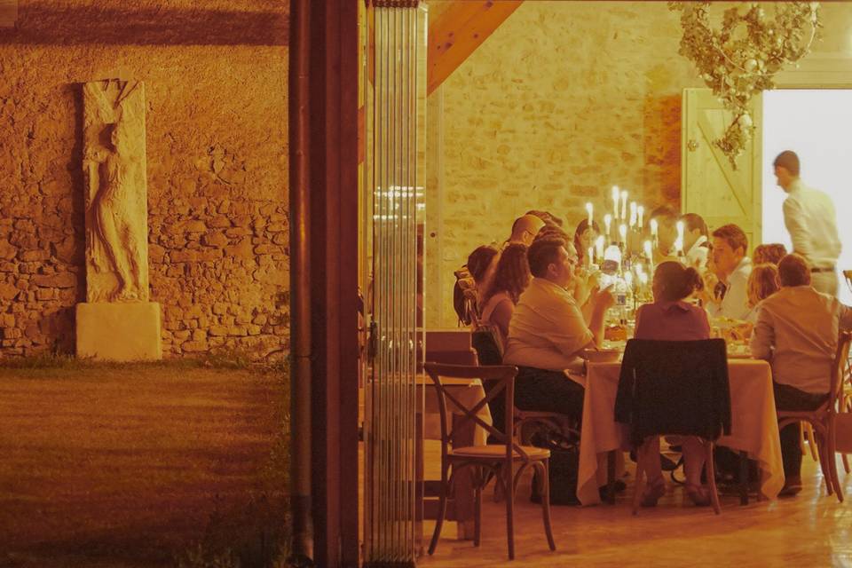 Dîner dans la grande halle