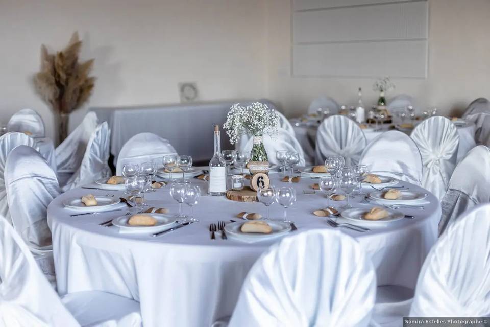 Dressage de table