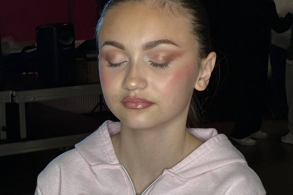 Maquillage invitee