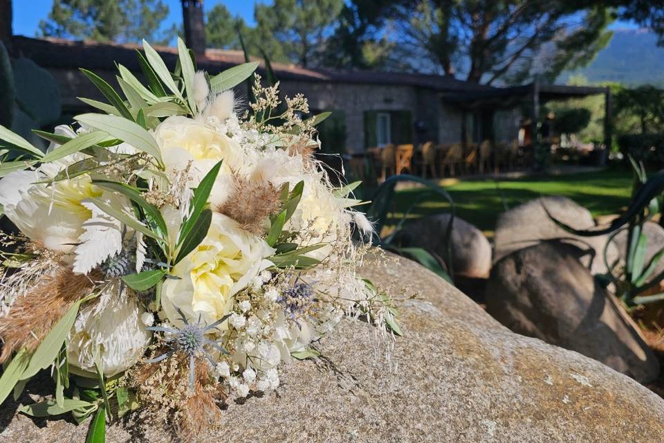 Boutonnière fleurs séchées et