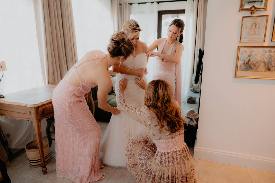 Préparatifs de la mariée