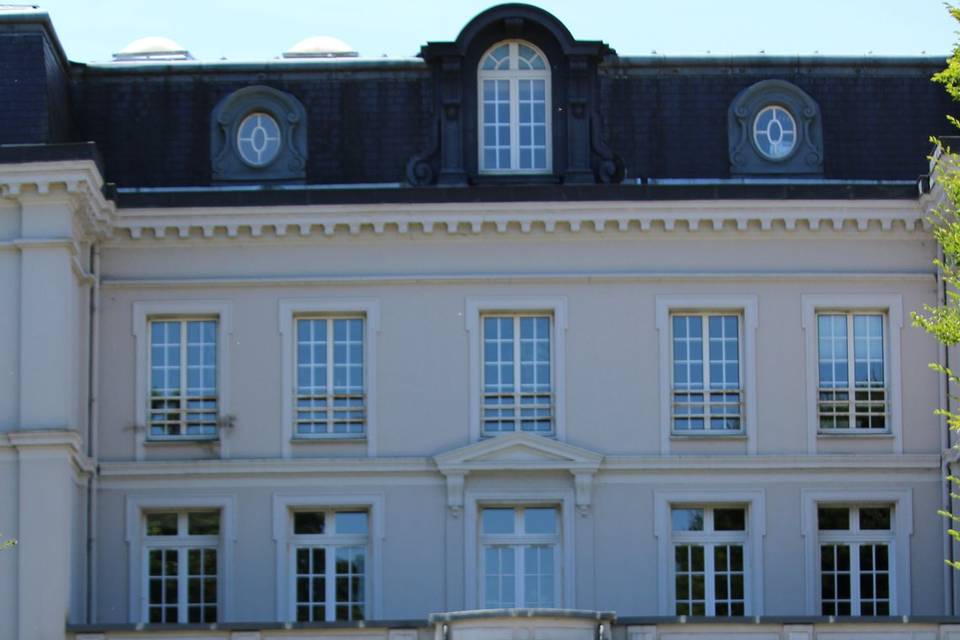 L'entrée à la mairie