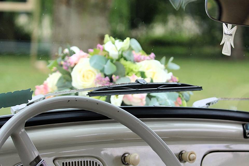 La voiture des mariés