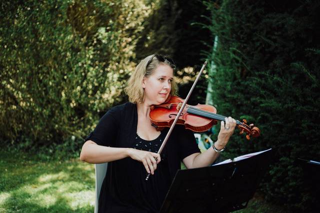 Laura Springham