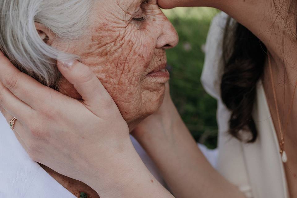 La mariée et sa mamie