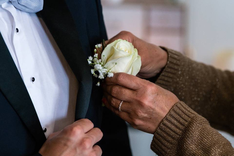 Préparatif mariage couple