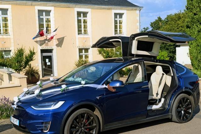 Location Tesla model X pro