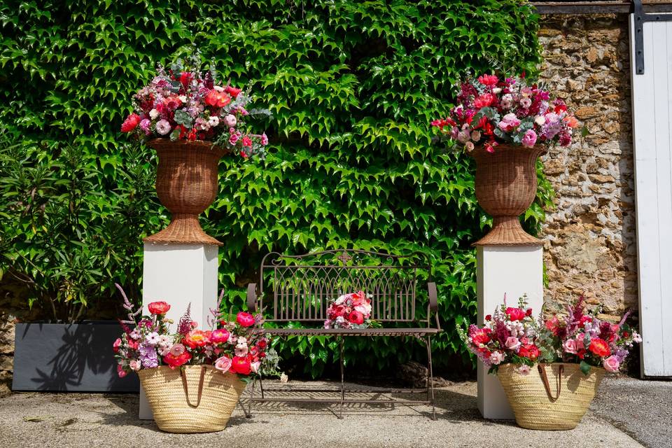 deco_florale_banc_fleurs_rose