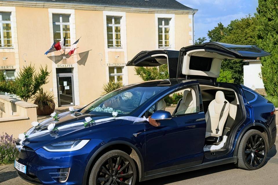 Location Tesla model X pro