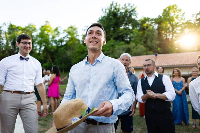 Lancé du chapeau du marié