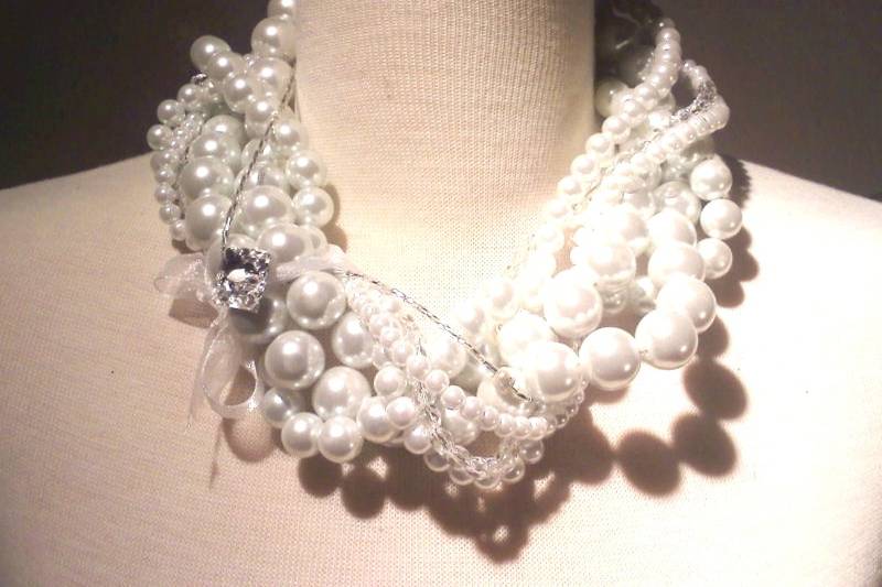 Collier perles et cristaux