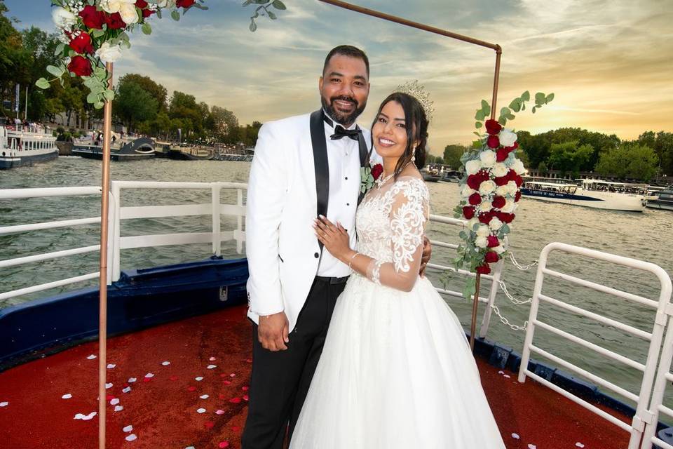 Mariage Romantique Tour Eiffel