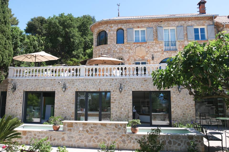 Bastide vue du jardin