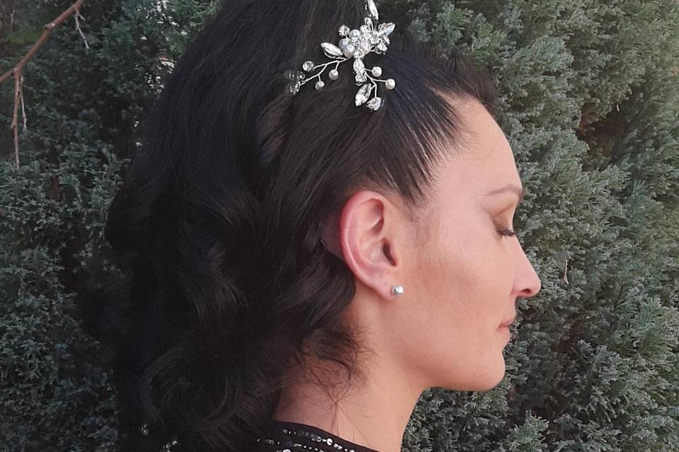 Chignon attache