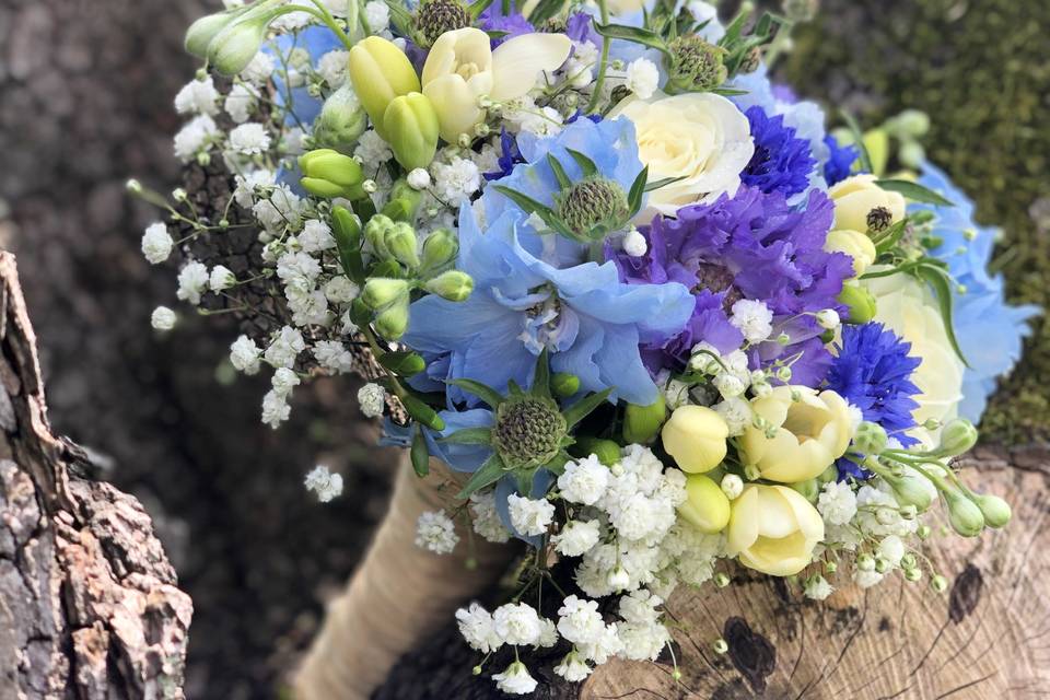 Bouquet de mariée bleu