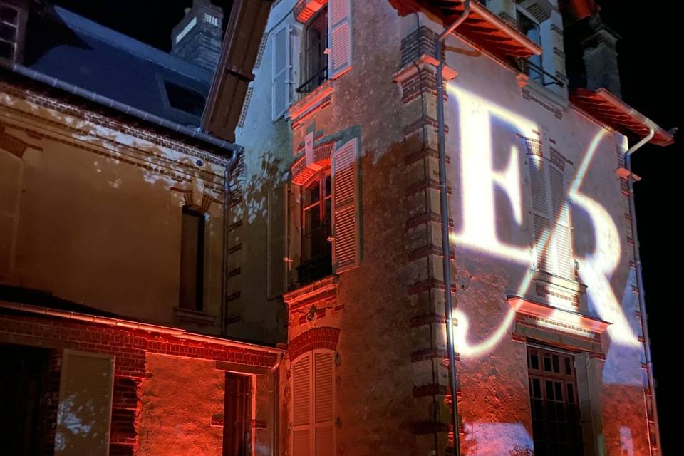 Lumière sur manoir