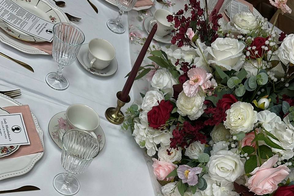 Zoom table Bridgerton