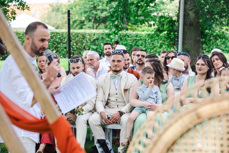 Officiant