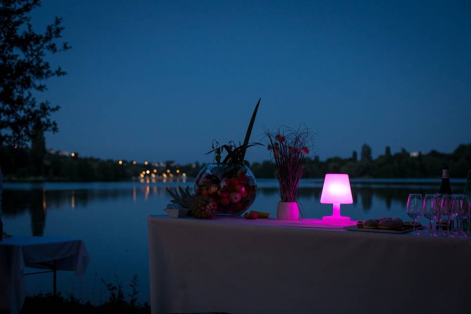 Vin Honneur au bord de l'eau