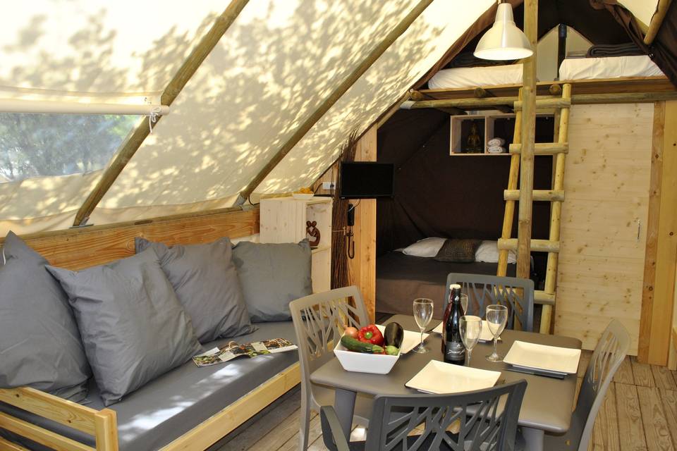 Lodge Hutte