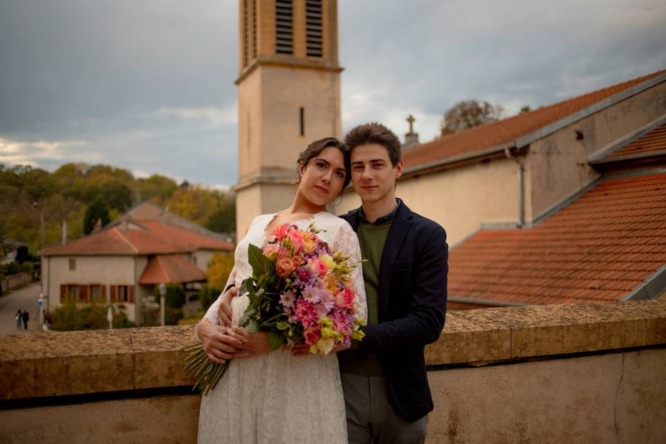 Couple et bouquet