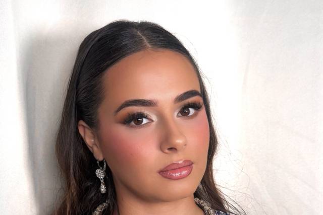 Makeup glam