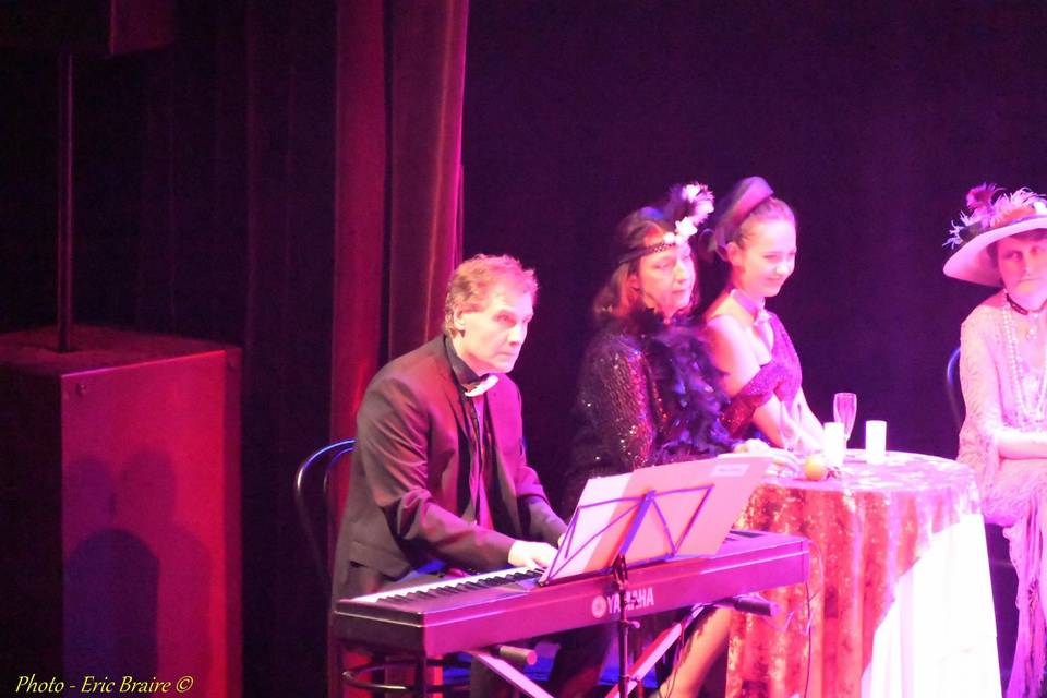 Spectacle