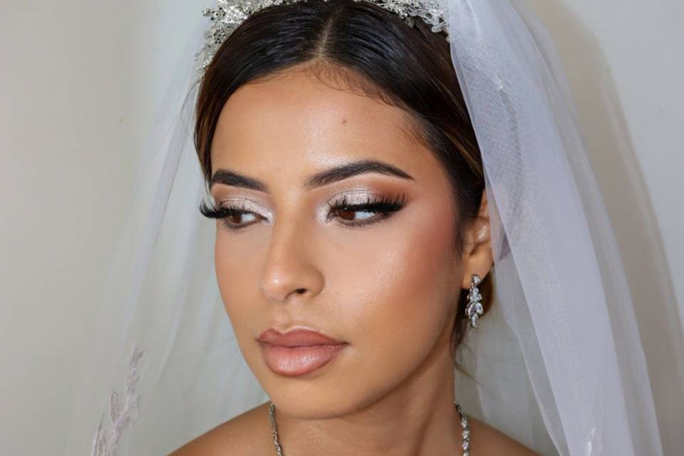 Makeup bride