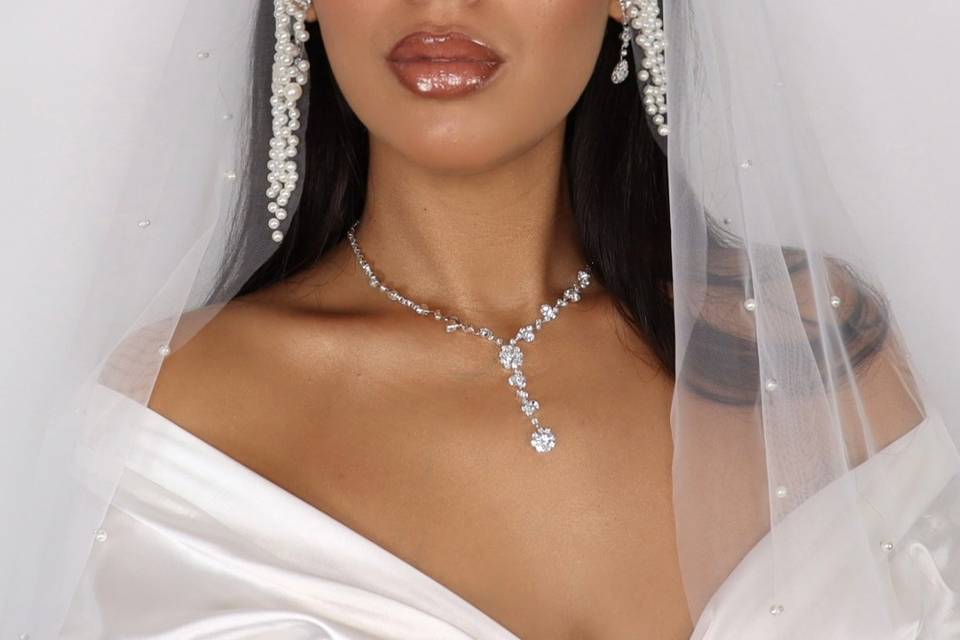 Inspi makeup bride
