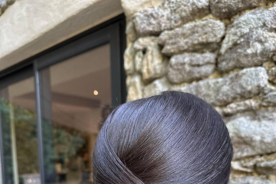 Chignon bas lisse
