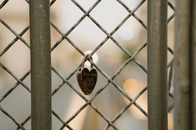 Intro clip de Lola & Kevan