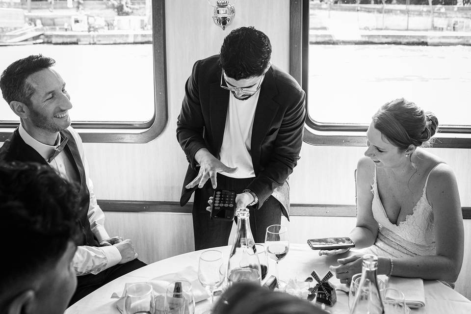Mariage sur une péniche