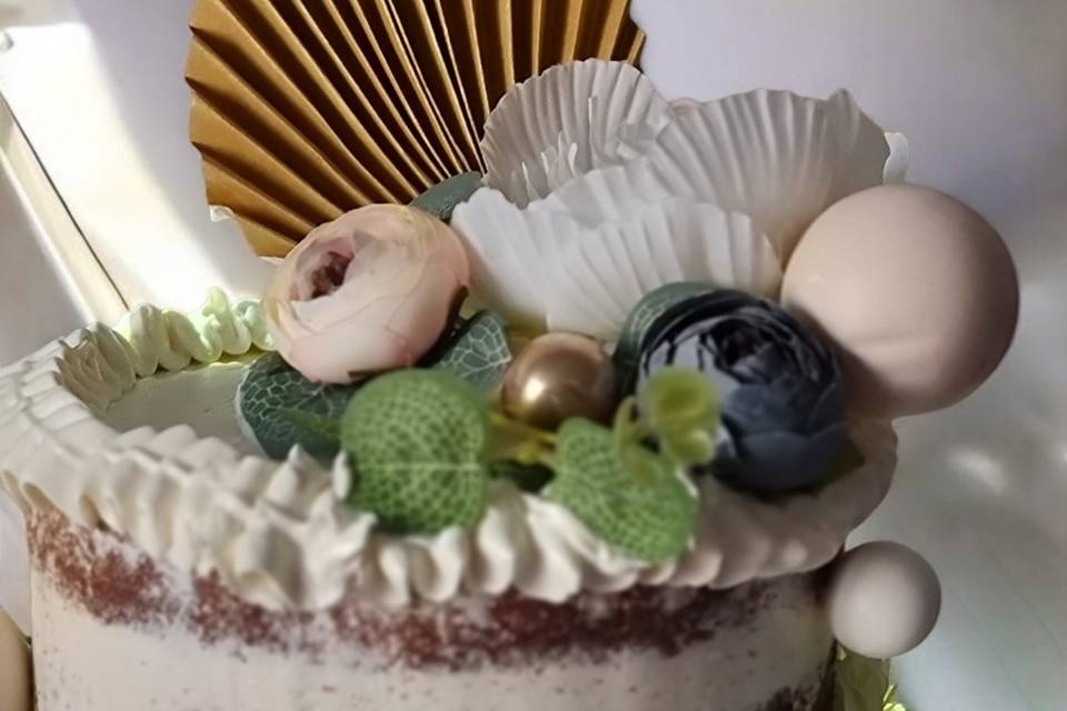 Naked cake