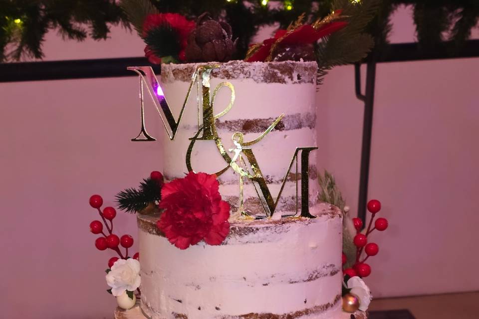 Nude cake