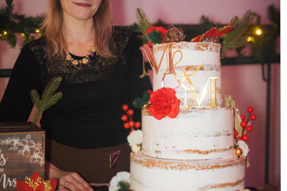 Nude cake