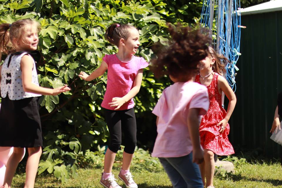 Enfants qui s'éclatent
