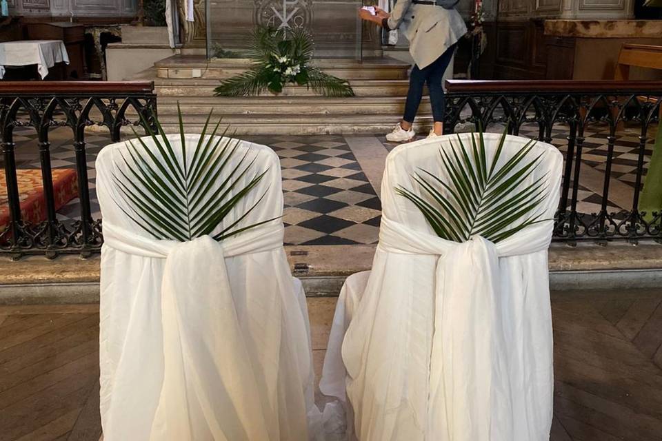 Chaises des mariés