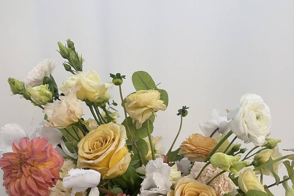 Bouquet table