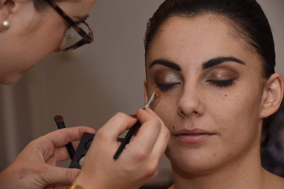 Mariée maquillage soutenu Brun