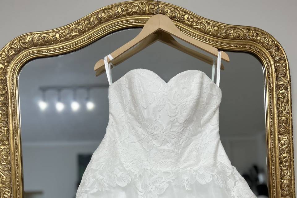 Robe de mariée courte devant