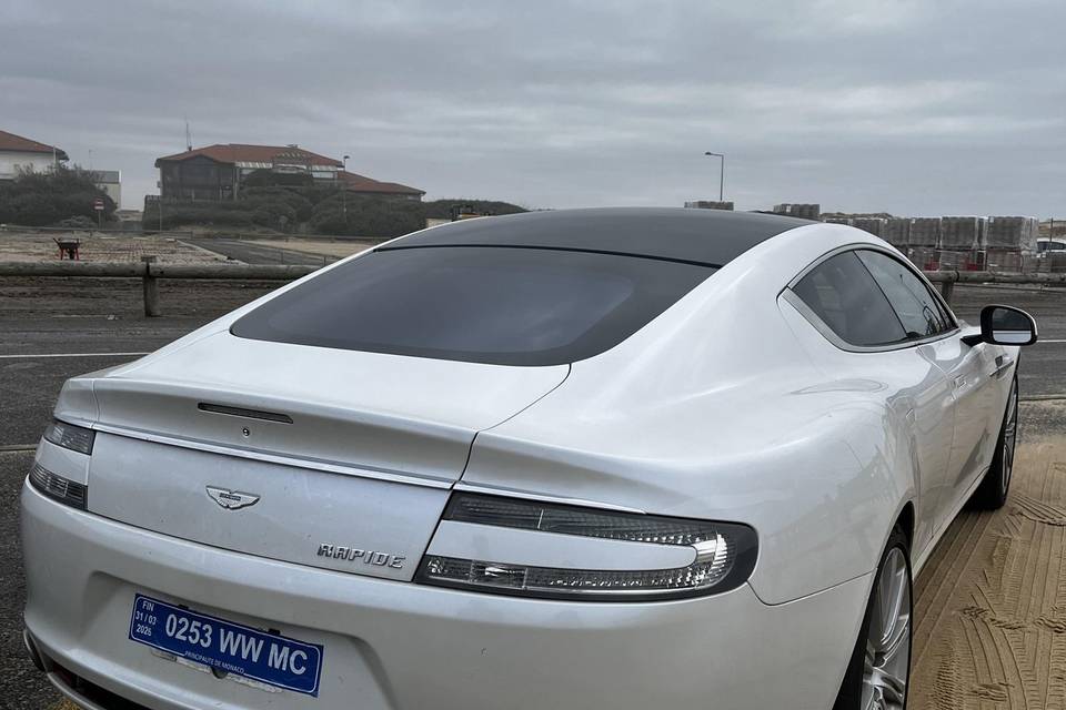 Aston martin rapide 3/4