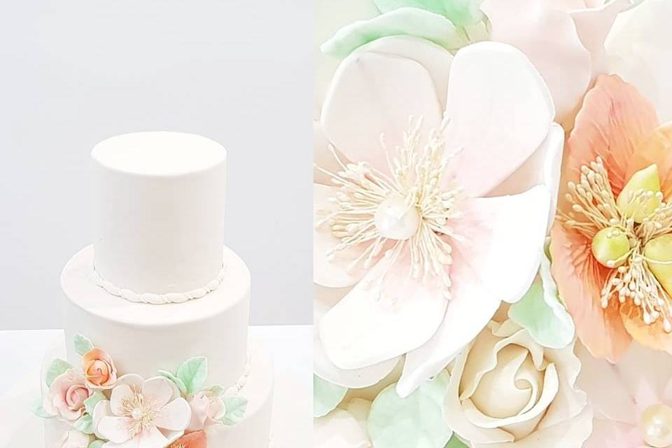 Pastel wedding cake