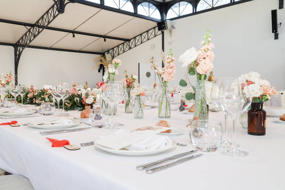 Décoration table fleurs