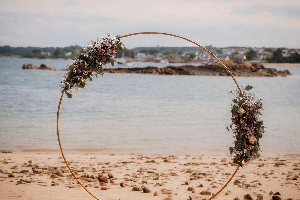 Arche sur la plage