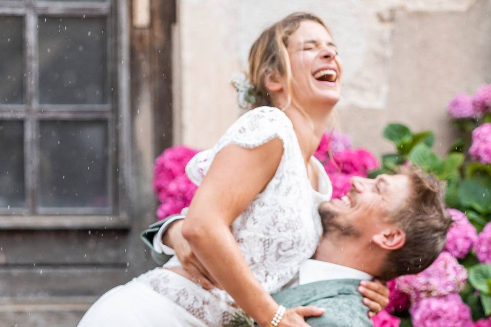 Photos de couple sous la pluie