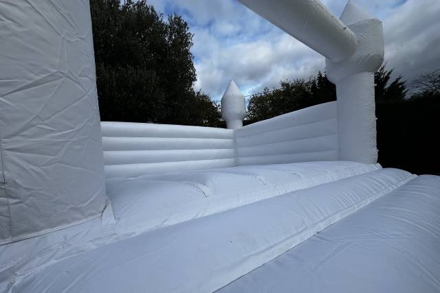 Château Blanc Intérieur