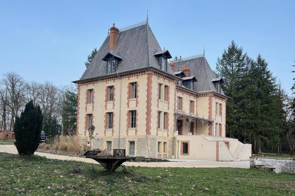 Devant du Château