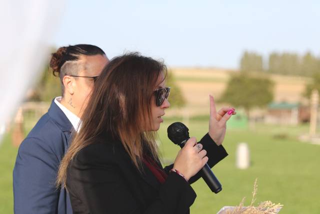 Officiante de cérémonie laïque
