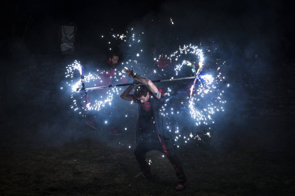 Show pyrotechnique intérieur et extérieur