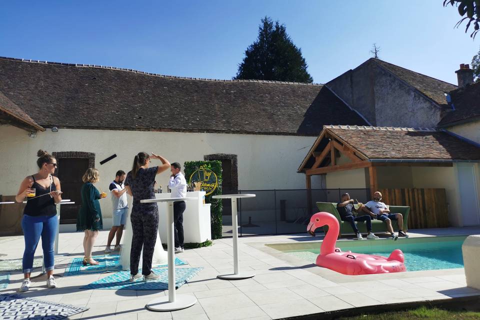 Préparation cocktail piscine